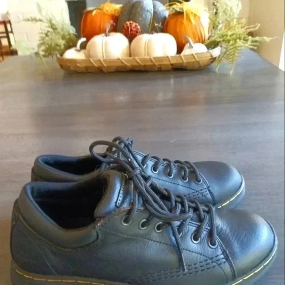 Dr. Martens Slip Restaurant Shoes NWOT - Picture 5 of 7